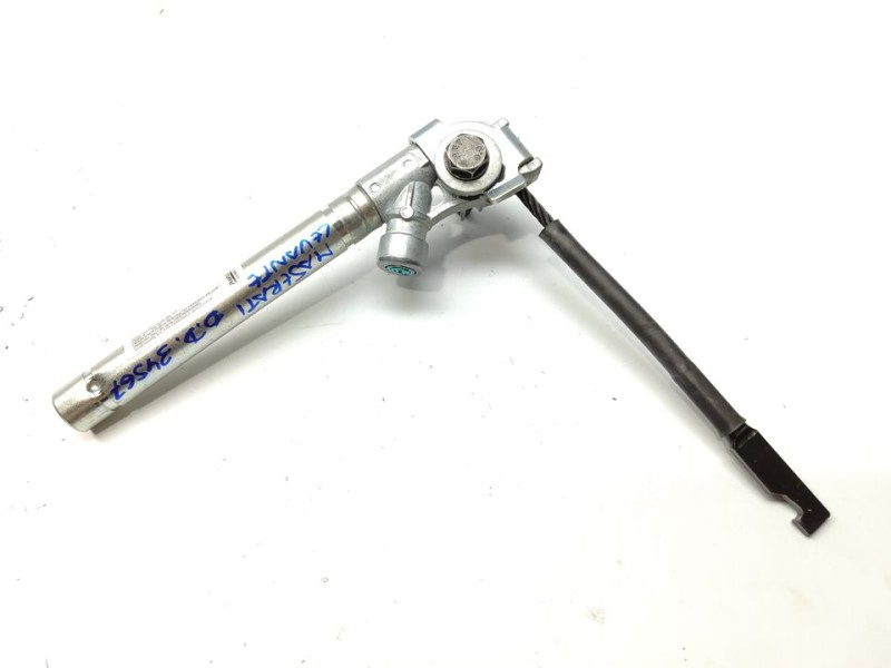 Recambio de cinturon seguridad delantero derecho para maserati levante diesel referencia OEM IAM 06700395800  