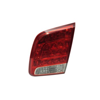 Recambio de piloto trasero derecho interior para kia sorento drive 2wd referencia OEM IAM 924602P100  