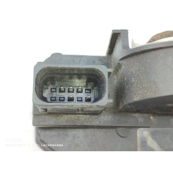 Recambio de cerradura puerta trasera derecha para chevrolet trax lt referencia OEM IAM 13579546  