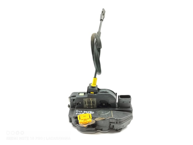 Recambio de cerradura puerta trasera izquierda para chevrolet trax lt referencia OEM IAM 13579545  