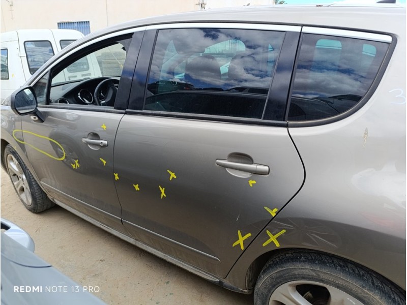 Recambio de puerta trasera izquierda para peugeot 3008 allure referencia OEM IAM 9006Q1  