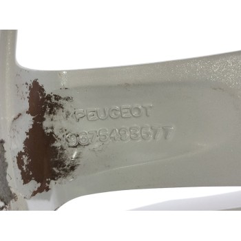 Recambio de llanta para peugeot 5008 style referencia OEM IAM 96754986VT  