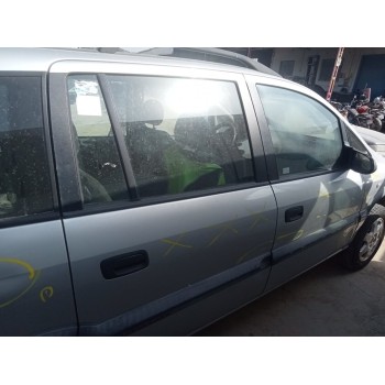 opel zafira a del año 2000