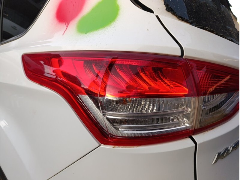 Recambio de piloto trasero izquierdo para ford kuga (cbs) trend referencia OEM IAM CV4413405AG  