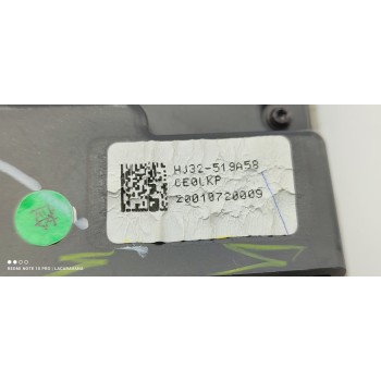 Recambio de luz interior para land rover range rover evoque evoque hse referencia OEM IAM HJ32519A58A  