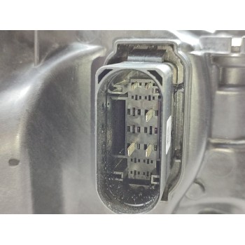 Recambio de faro izquierdo para volvo xc 40 core 2wd referencia OEM IAM 32404665  