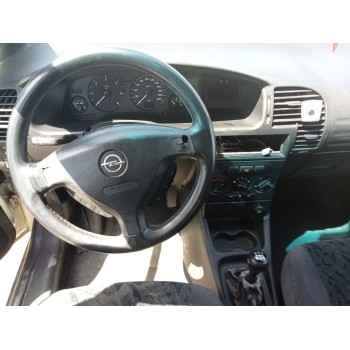 opel zafira a del año 2011