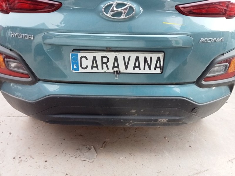 Recambio de paragolpes trasero para hyundai kona essence 2wd referencia OEM IAM 86610J9001  