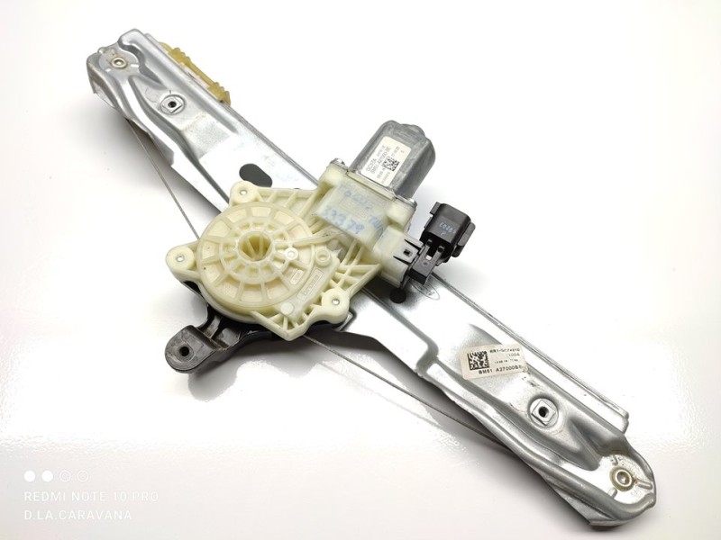 Recambio de elevalunas trasero derecho para ford focus lim. black&red referencia OEM IAM BM51A27000BE  