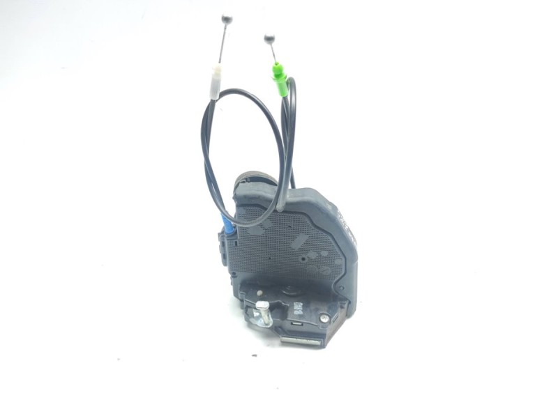 Recambio de cerradura puerta trasera izquierda para toyota auris hybrid business referencia OEM IAM 6906005051  