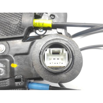 Recambio de cerradura puerta trasera izquierda para toyota auris hybrid business referencia OEM IAM 6906005051  