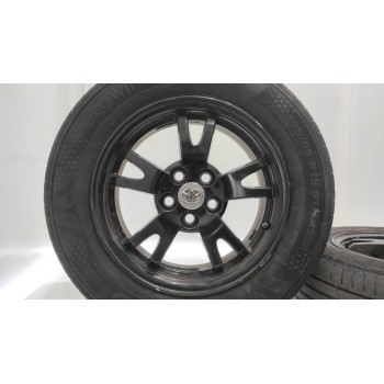 Recambio de juego llantas para toyota prius (nhw30) plug-in hybrid advance referencia OEM IAM 4261147291  