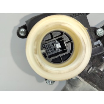Recambio de elevalunas trasero derecho para toyota auris hybrid business referencia OEM IAM 6983002430  