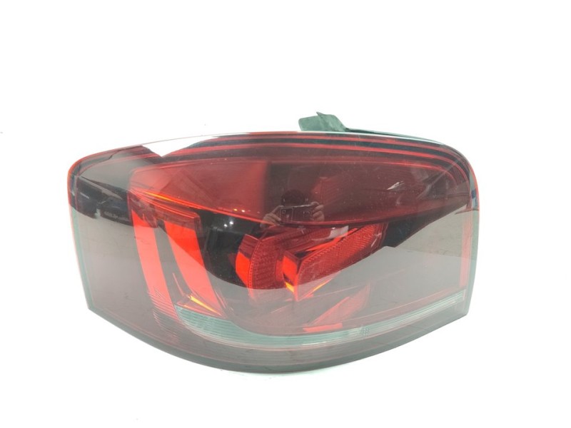 Recambio de piloto trasero izquierdo para audi a3 (8p) 2.0 tdi s line (103kw) referencia OEM IAM 8P3945095B  