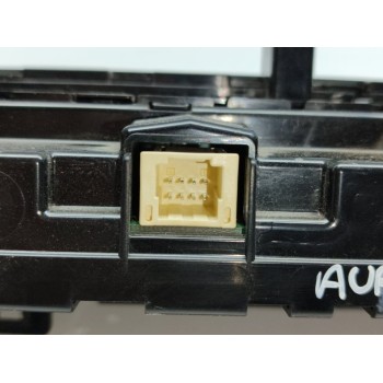 Recambio de mando climatizador para toyota auris hybrid business referencia OEM IAM 5590002C60  