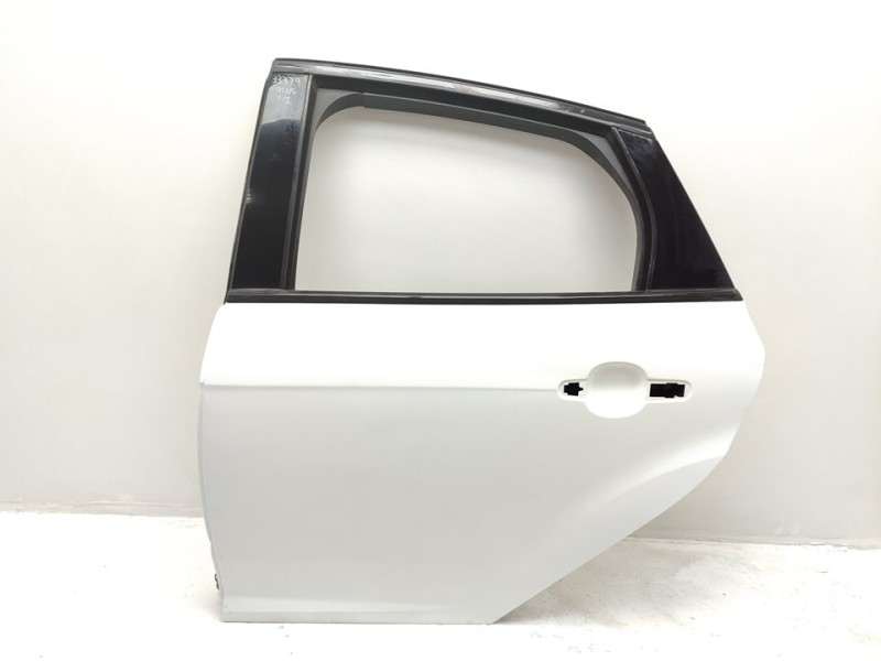 Recambio de puerta trasera izquierda para ford focus lim. black&red referencia OEM IAM 2172760  