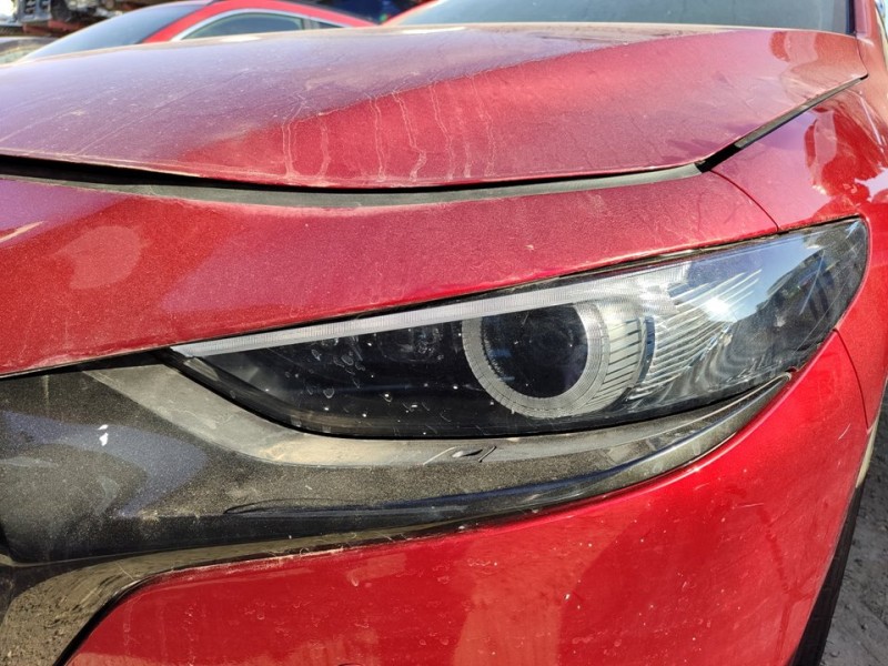 Recambio de faro izquierdo para mazda 3 berlina (bp) zenith-x bose referencia OEM IAM BGDN51040  