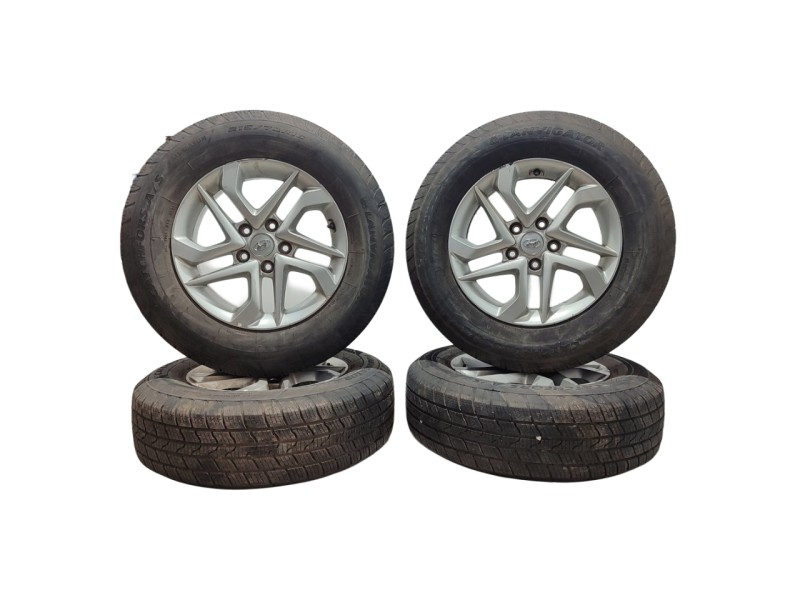 Recambio de juego llantas para hyundai tucson essence 2wd referencia OEM IAM 52910D7110  