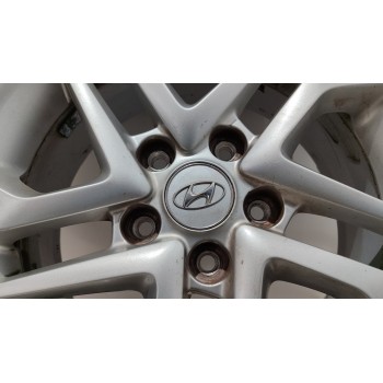 Recambio de juego llantas para hyundai tucson essence 2wd referencia OEM IAM 52910D7110  