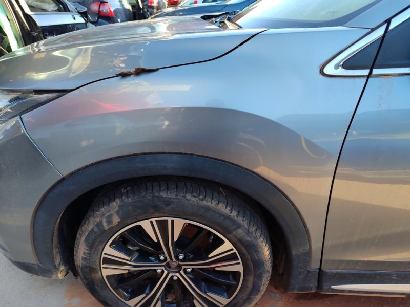 Recambio de aleta delantera izquierda para mitsubishi eclipse cross spirit 2wd referencia OEM IAM 5220L037  