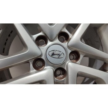 Recambio de juego llantas para hyundai tucson essence 2wd referencia OEM IAM 52910D7110  