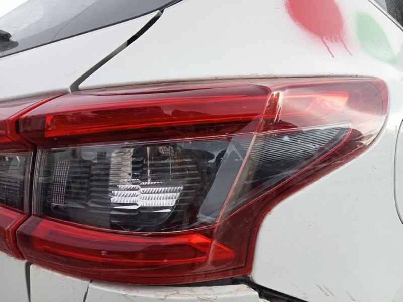 Recambio de piloto trasero derecho para nissan qashqai (j11) acenta referencia OEM IAM 26550HP00A  