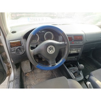 volkswagen golf iv berlina (1j1) del año 2002