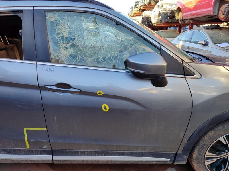 Recambio de puerta delantera derecha para mitsubishi eclipse cross spirit 2wd referencia OEM IAM 5700A960  