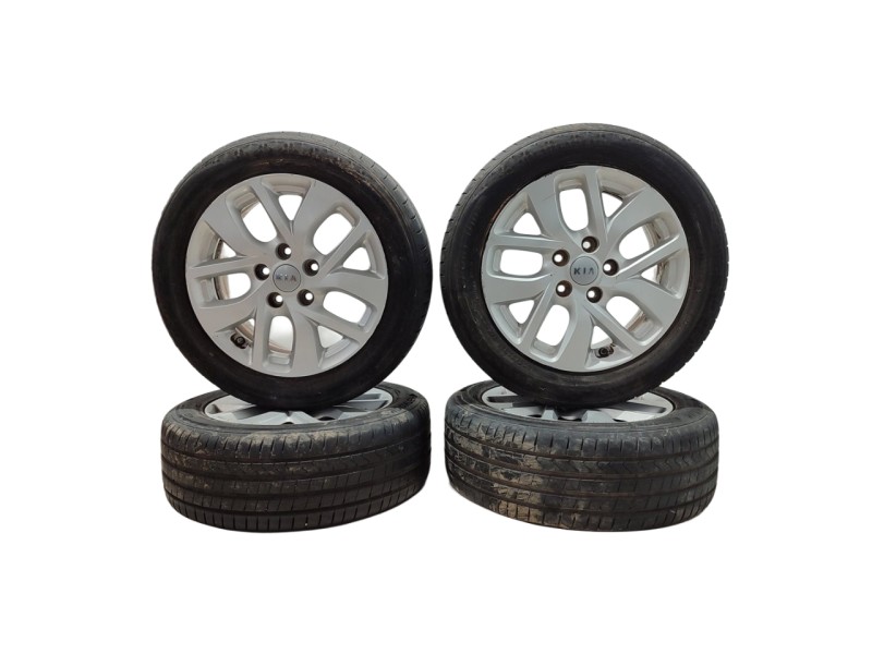 Recambio de juego llantas para kia carens ( ) drive referencia OEM IAM 52910A4650  