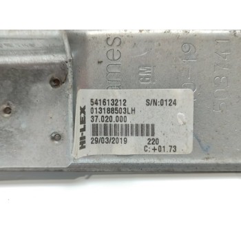 Recambio de elevalunas trasero izquierdo para opel corsa e selective referencia OEM IAM 13188503  