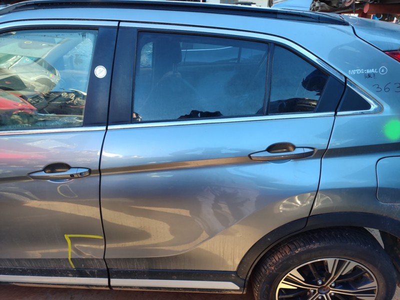 Recambio de puerta trasera izquierda para mitsubishi eclipse cross spirit 2wd referencia OEM IAM 5730B605  