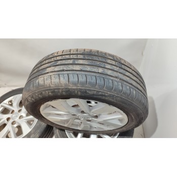 Recambio de juego llantas para kia carens ( ) drive referencia OEM IAM 52910A4650  