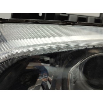 Recambio de faro izquierdo para hyundai kona essence 2wd referencia OEM IAM 92101J9000  