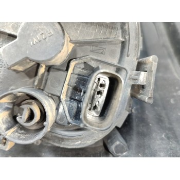 Recambio de piloto trasero izquierdo para opel corsa e selective referencia OEM IAM 39068622  