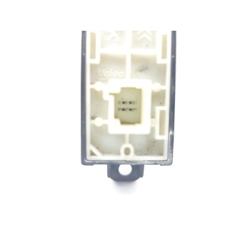 Recambio de interruptor para peugeot 208 active referencia OEM IAM 96758773XU  