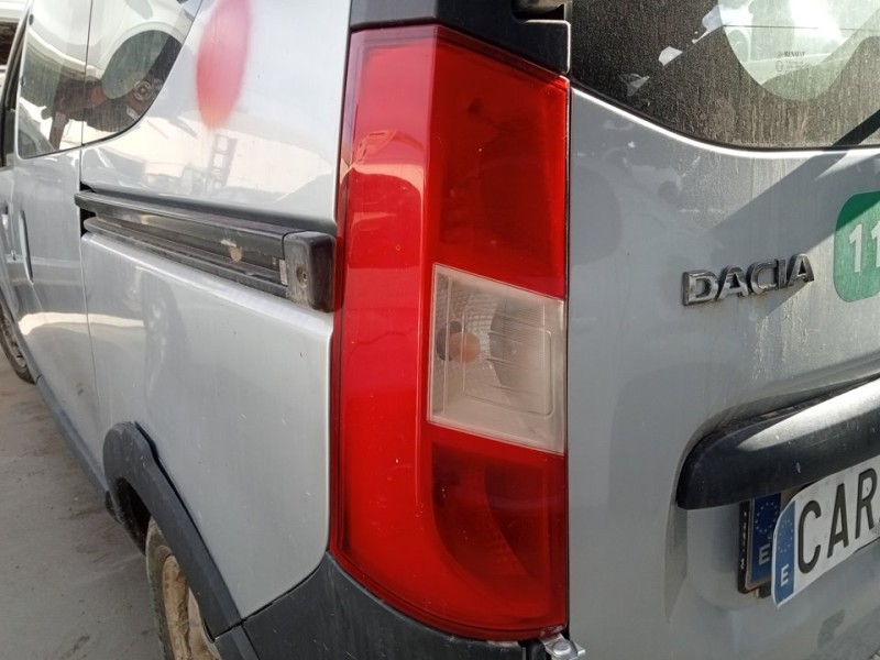 Recambio de piloto trasero izquierdo para dacia dokker stepway essential referencia OEM IAM 265551619R  