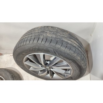 Recambio de juego llantas para hyundai santa fe essence 2wd referencia OEM IAM 52910S1210  