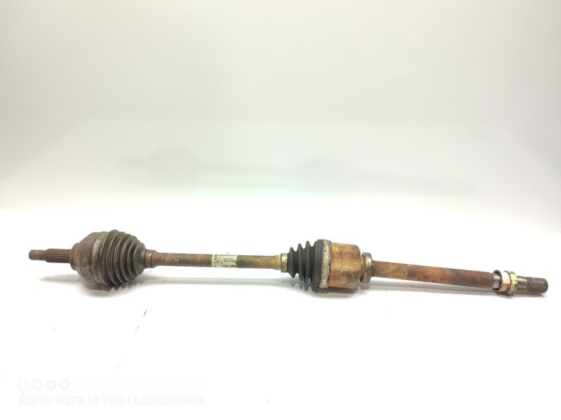 Recambio de transmision delantera derecha para opel vivaro furgón/combi (07.2006 =>) combi 2.7t l1h1 referencia OEM IAM 82004522