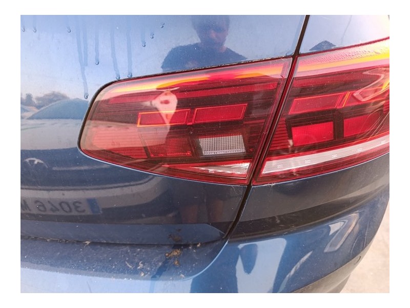 Recambio de piloto trasero derecho interior para volkswagen passat berlina (cb2) executive referencia OEM IAM 3G5945094D  