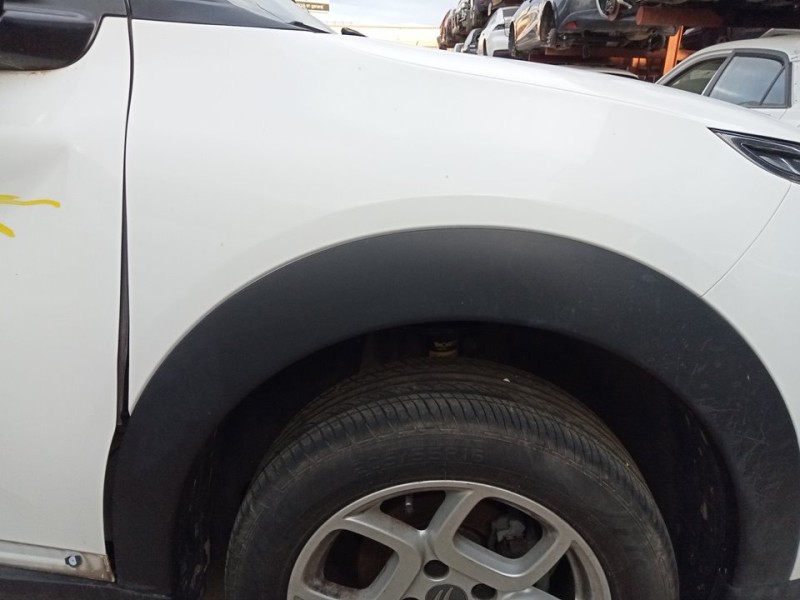 Recambio de aleta delantera derecha para citroën c4 cactus feel referencia OEM IAM 9822716880  