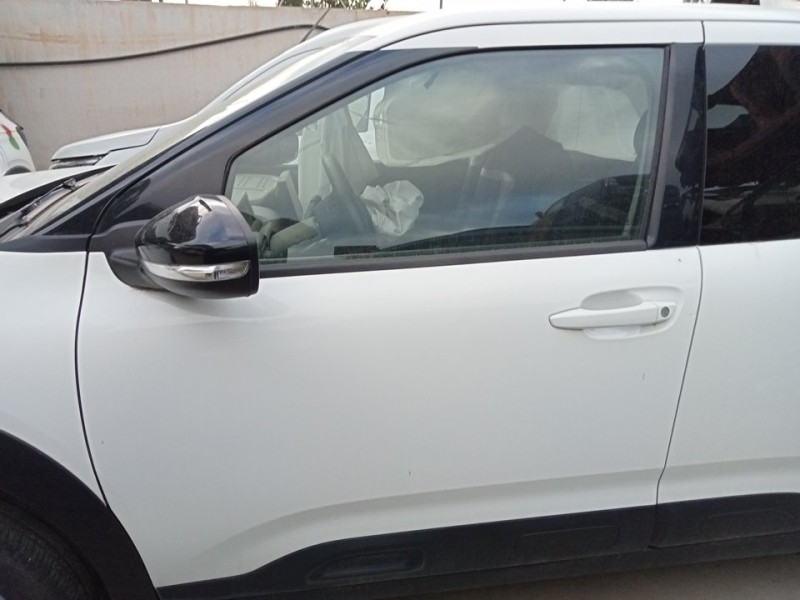 Recambio de puerta delantera izquierda para citroën c4 cactus feel referencia OEM IAM 9821324580  