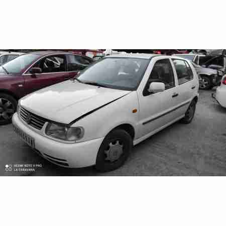 VOLKSWAGEN POLO BERLINA (6N1)
