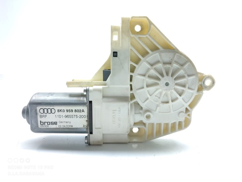 Recambio de motor elevalunas delantero derecho para audi a4 ber. (b8) básico referencia OEM IAM 8K0959802A  