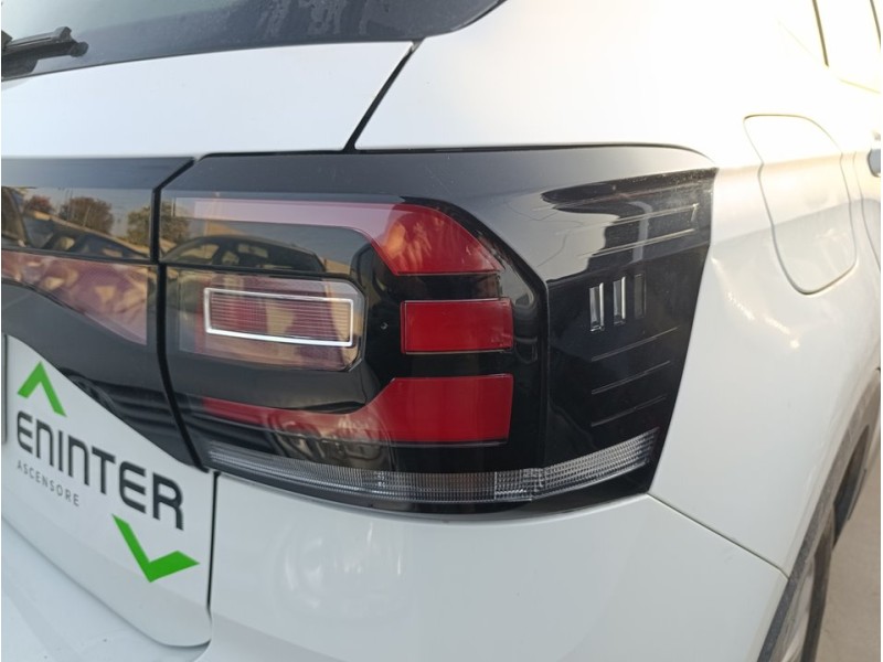 Recambio de piloto trasero derecho para volkswagen t-cross advance referencia OEM IAM 2GM945096B  