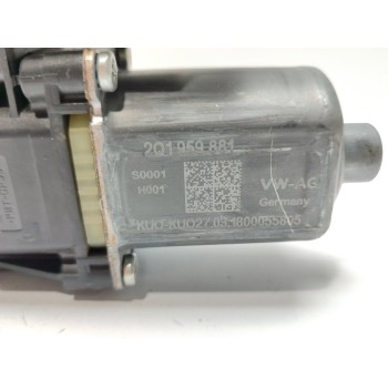 Recambio de motor elevalunas delantero izquierdo para volkswagen polo edition referencia OEM IAM 2Q1959881  