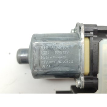 Recambio de motor elevalunas trasero derecho para volkswagen polo edition referencia OEM IAM 5Q0959812D  