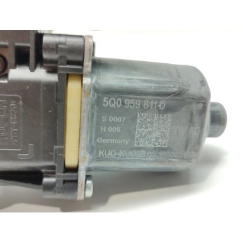 Recambio de motor elevalunas trasero izquierdo para volkswagen polo edition referencia OEM IAM 5Q0959811D  