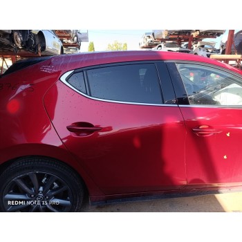 Recambio de puerta trasera derecha para mazda 3 berlina (bp) evolution referencia OEM IAM BDY07202XC  