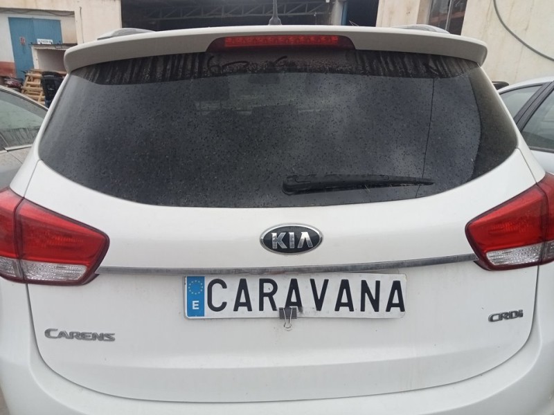 Recambio de porton trasero para kia carens ( ) concept referencia OEM IAM 73700A4040  