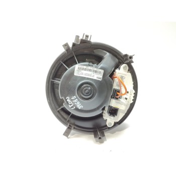 Recambio de ventilador calefaccion para renault clio iv authentique referencia OEM IAM 272101005R  